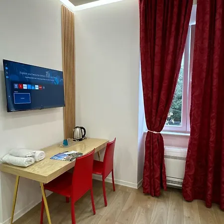 Redvelvet Blloku Appartement *