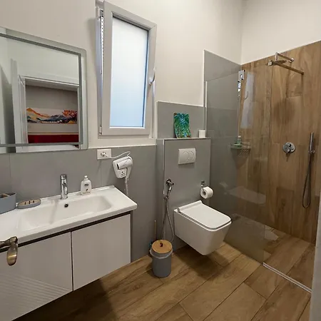 Redvelvet Blloku Appartement