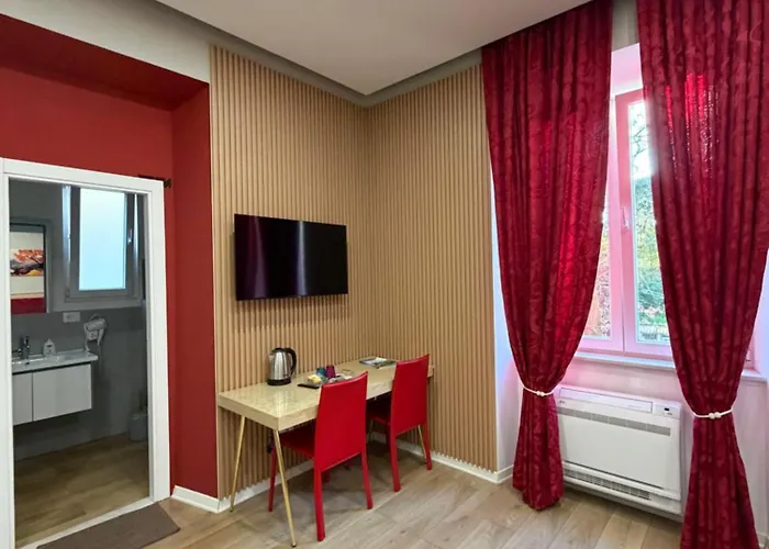 Redvelvet Blloku * Tirana